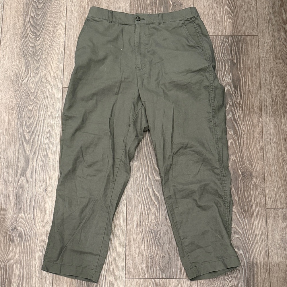 Uniqlo Women’s Khaki Chinos